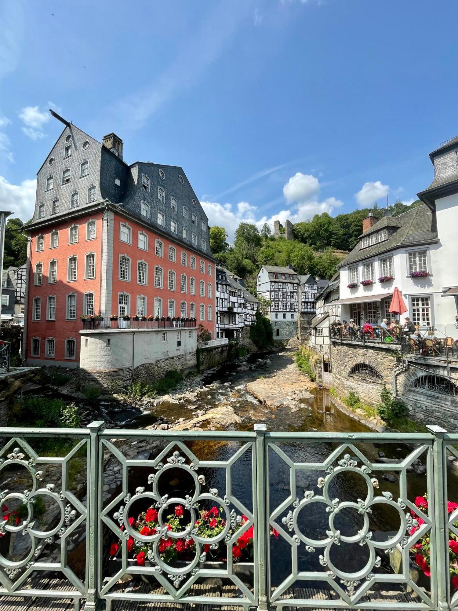 City Apartments Monschau Exterior photo